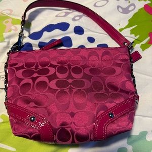 NWT: Coach carly signature top handle